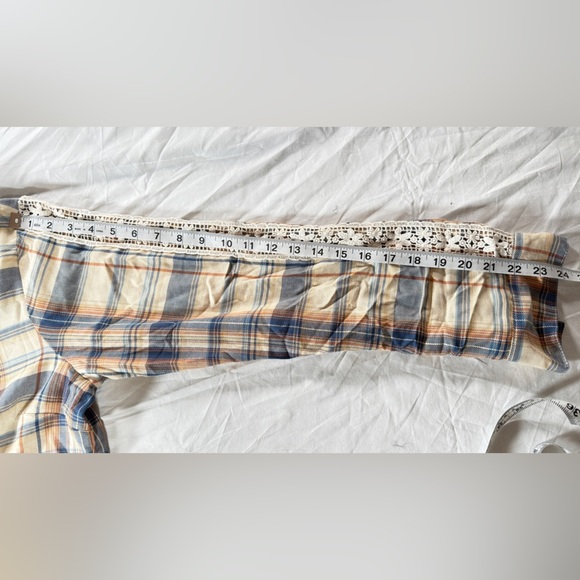 Kate and Sam NWT women’s crochet trim plaid flannel shirt.  Size M - Picture 7 of 7